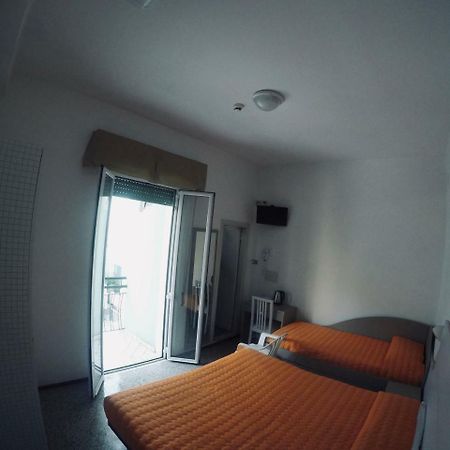 Alevon Hotel Ρίμινι Εξωτερικό φωτογραφία