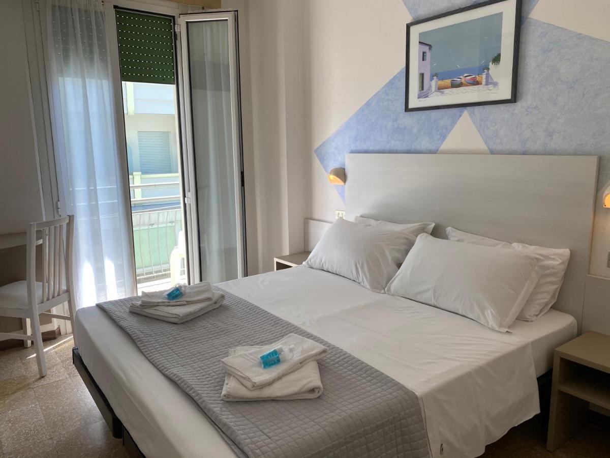 Alevon Hotel Ρίμινι Εξωτερικό φωτογραφία