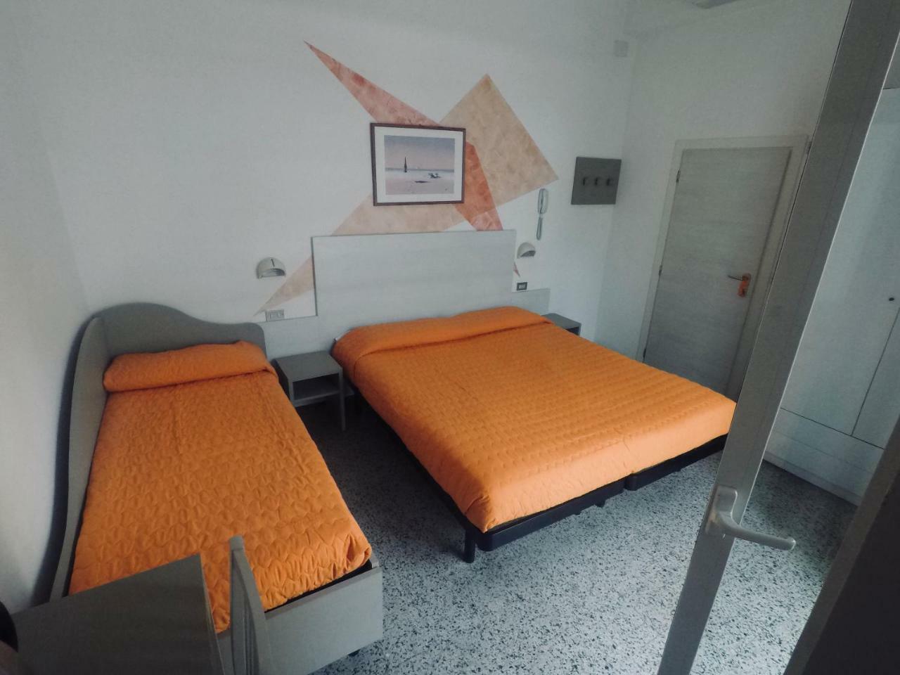 Alevon Hotel Ρίμινι Εξωτερικό φωτογραφία