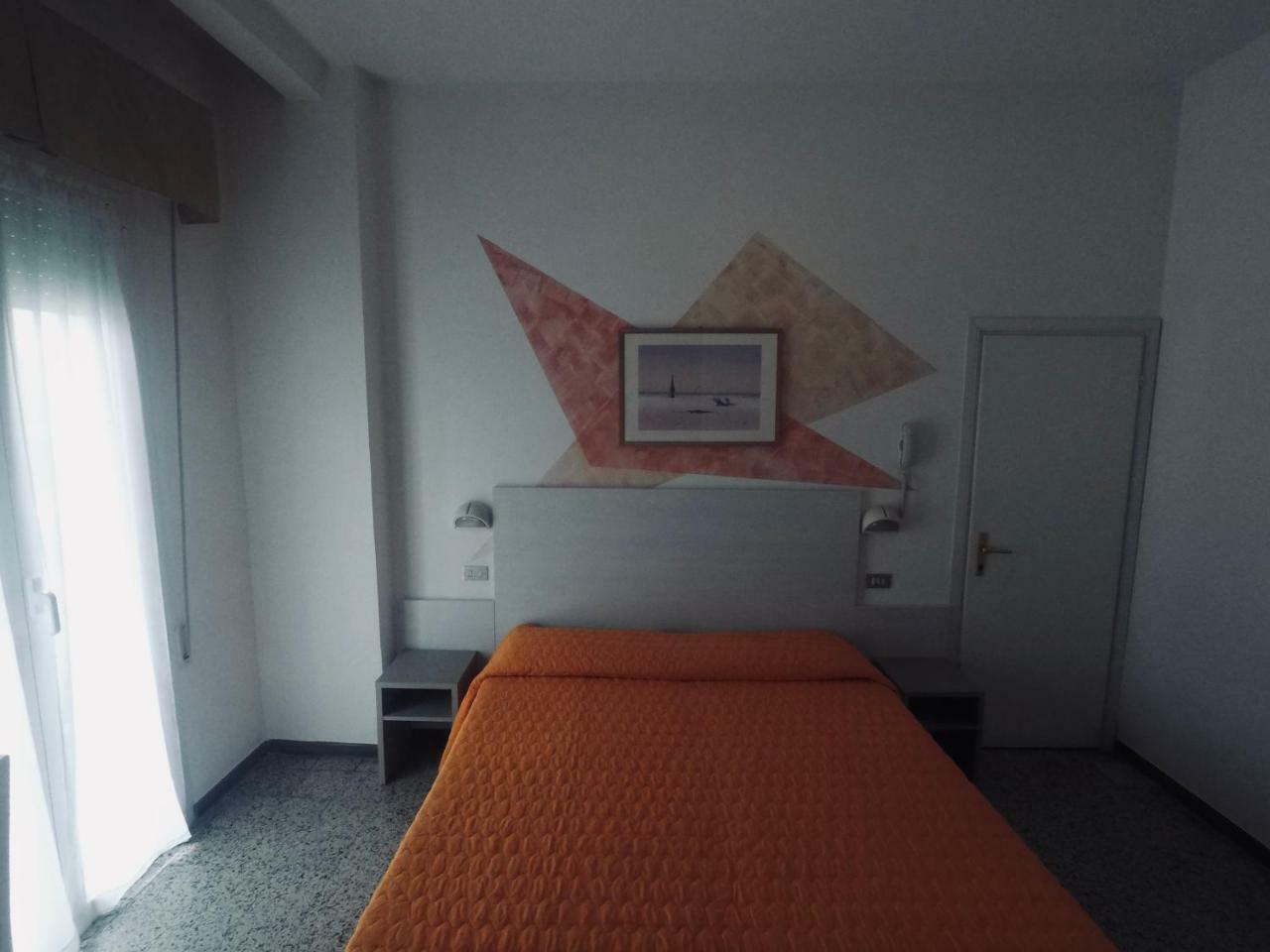 Alevon Hotel Ρίμινι Εξωτερικό φωτογραφία
