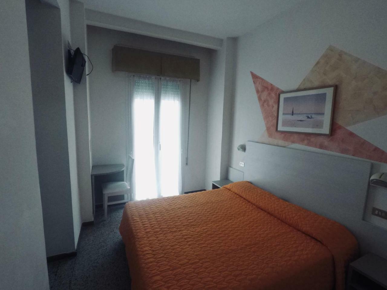 Alevon Hotel Ρίμινι Εξωτερικό φωτογραφία
