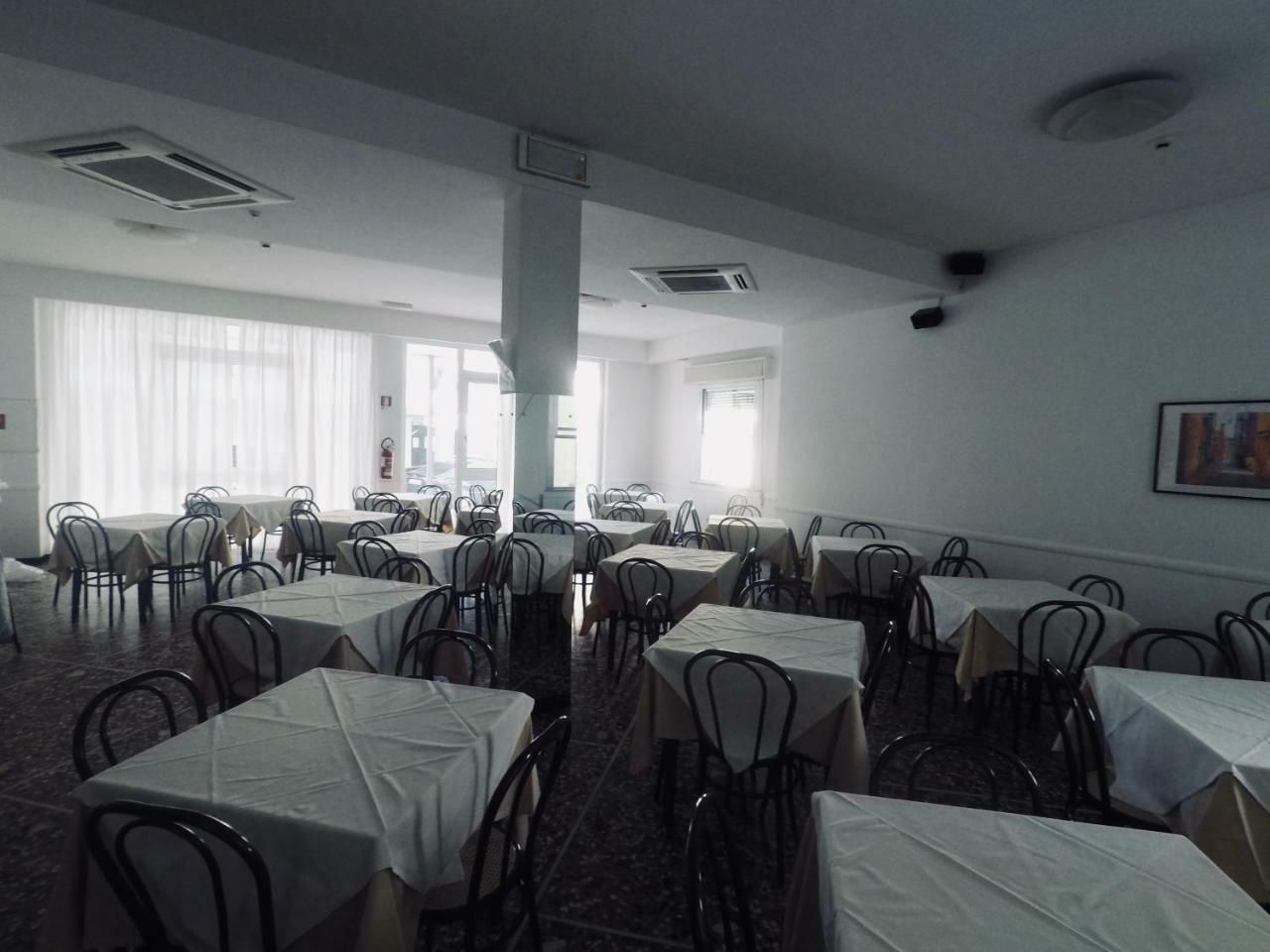 Alevon Hotel Ρίμινι Εξωτερικό φωτογραφία