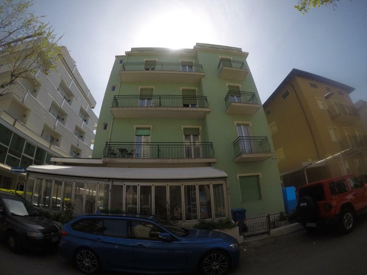 Alevon Hotel Ρίμινι Εξωτερικό φωτογραφία