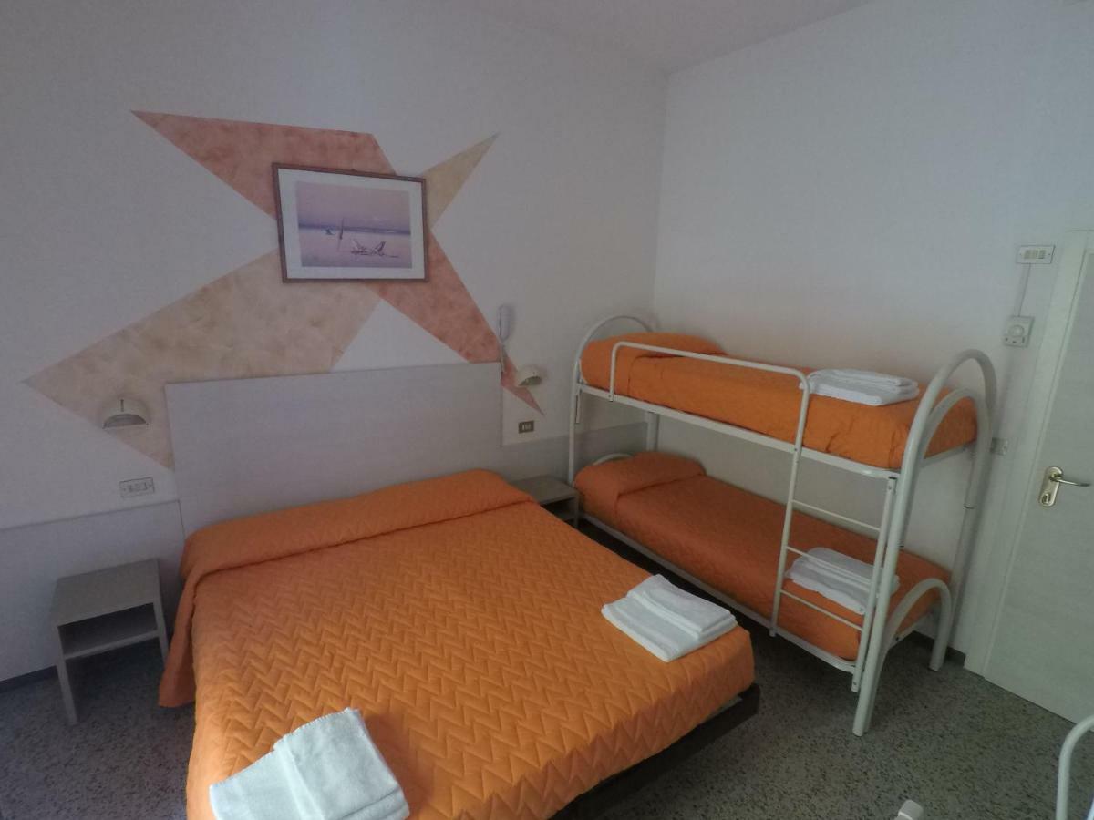 Alevon Hotel Ρίμινι Εξωτερικό φωτογραφία